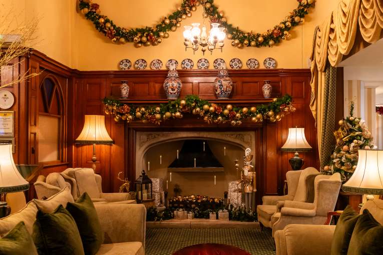 Victoria Hotel Lounge decorated for Christmas 