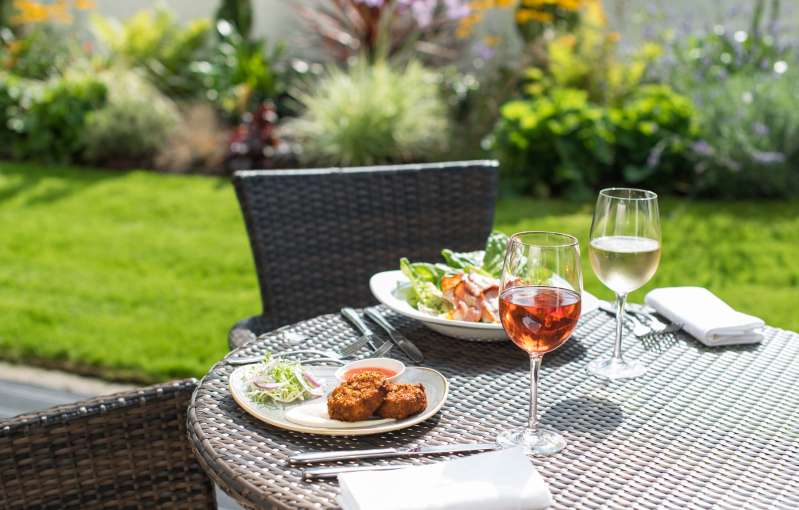Park Hotel Restaurant Dining Outdoors with Wine